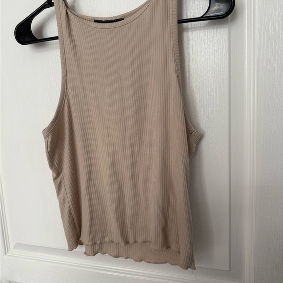 Beige Sleeveless Ribbed Top - Picture 2 of 4